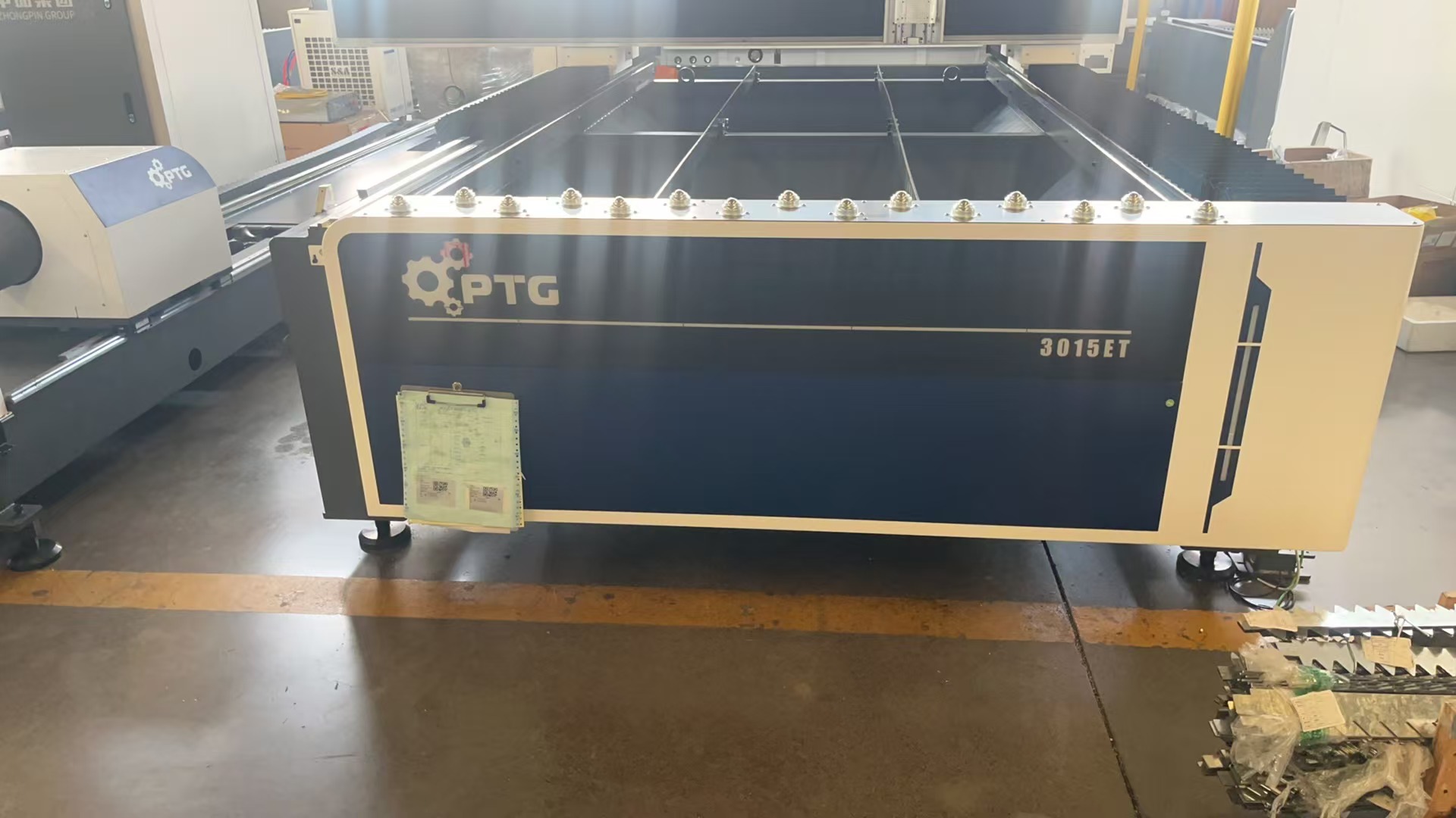 Комплекс лазерной резки для резки листового металла и трубы PL6/3000